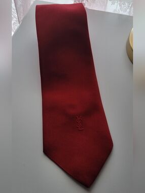 Yves Saint Laurent Vintage Men's Red Silk Tie